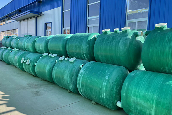 如何選到一個好的玻璃鋼化糞池生產(chǎn)廠家 如何選到一個好的玻璃鋼化糞池生產(chǎn)廠家