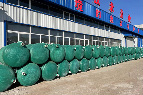 玻璃鋼化糞池的價格都與哪幾點有關(guān)系 玻璃鋼化糞池的價格都與哪幾點有關(guān)系